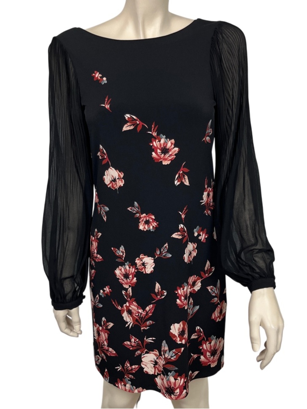 White‎ House Black Market Black Floral Dress